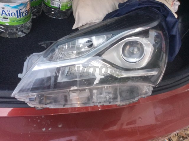 parabole yaris hybrid