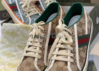 Baskers Gucci Femme GC6523