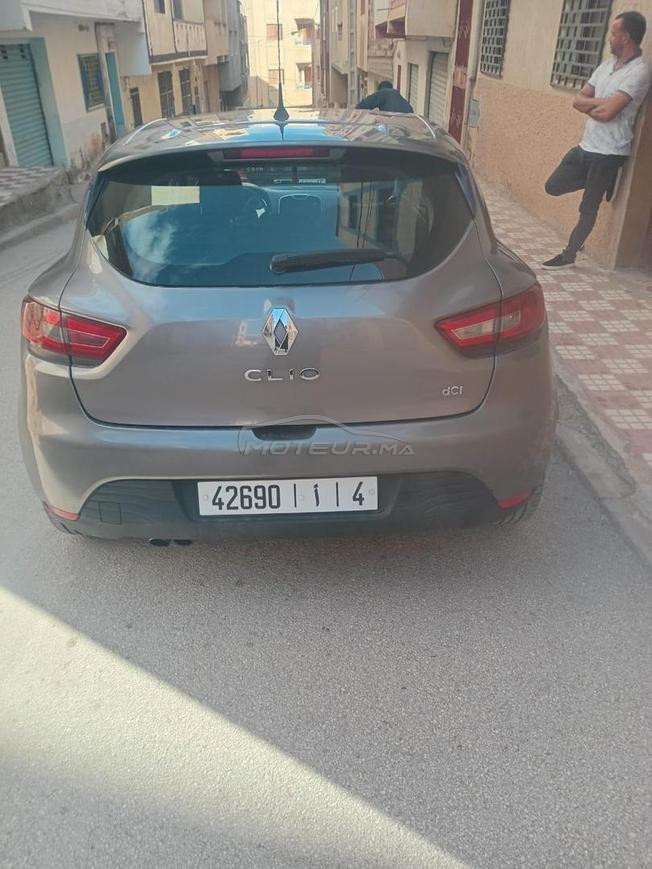 Renault Clio Diesel Manuelle 2016 à Al Hoceima