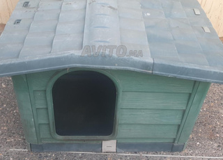 Niche de chien de petite a moyenne taille