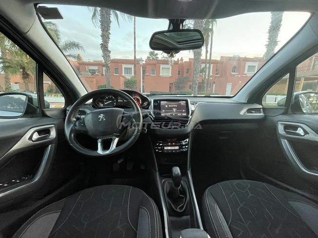 Peugeot 2008 Diesel en très bon état à Rabat