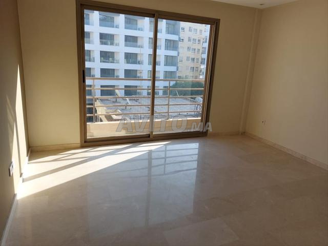 شقة مكونة من غرفتين للإيجار 53 م² حي الأميرات - 2