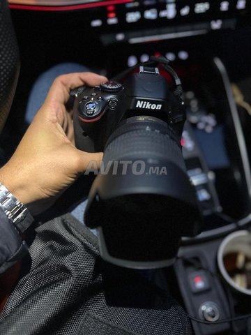 Nikon D5100 comme neuf 