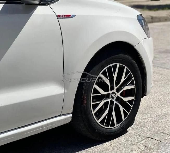 golf polo fiha mochkil cakha negra