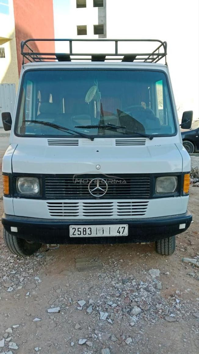 Mercedes-Benz 207D Diesel Manuelle 1980
