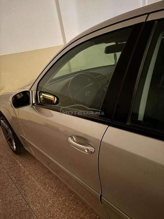ميرسدس بنز كلاس E ديزل يدوي 2004 في طنجة
