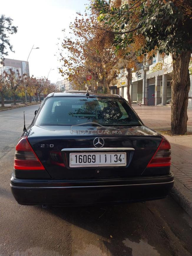 Mercedes-Benz 220 Diesel Manuelle 1997 à Kénitra