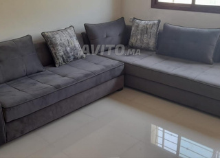 كنابي في حالة  جيدة نقي و بثمن مناسب قابل للتفاوض 