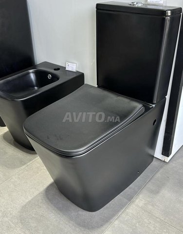 WC suspendu et au sol 