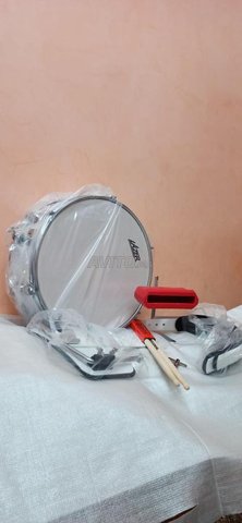 Caisse claire avec support 