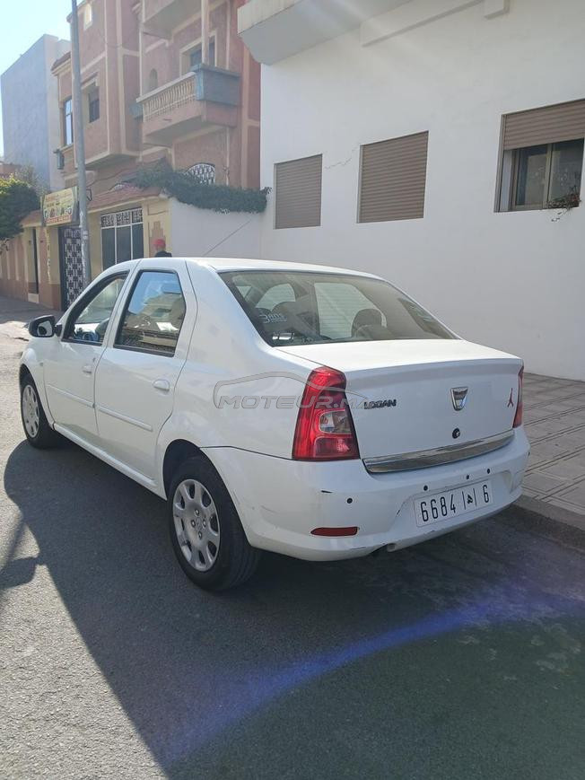 dacia logan en très bon état 