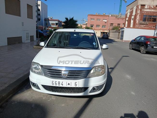 dacia logan en très bon état 