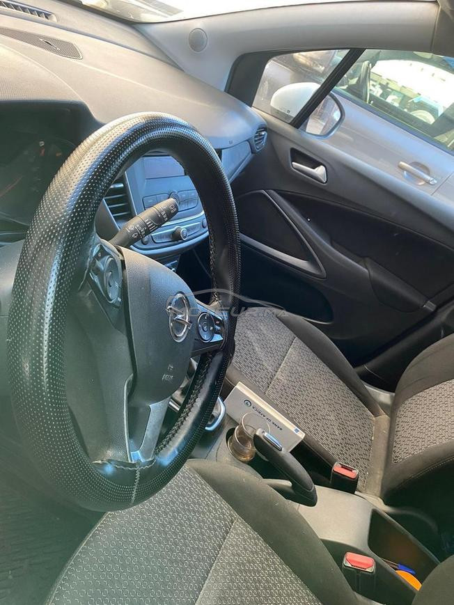 Opel Crossland X Diesel Manuelle 2020 à Kénitra
