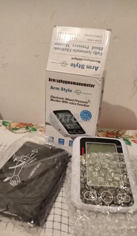 Appareil tension neuf   جهاز قياس الضغط