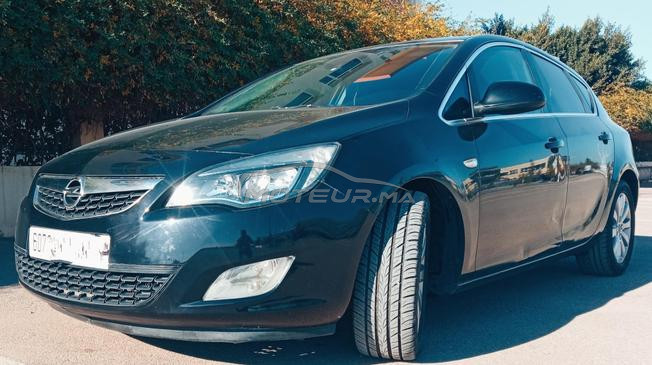 Opel Astra 1.7 diesel tout options modèle 2011
