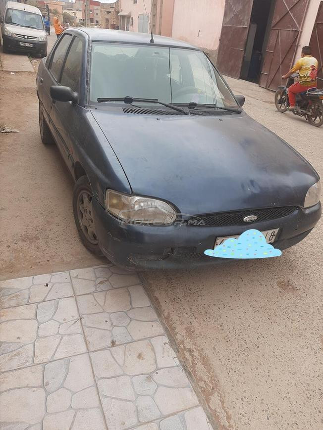 فورد إيسكورت