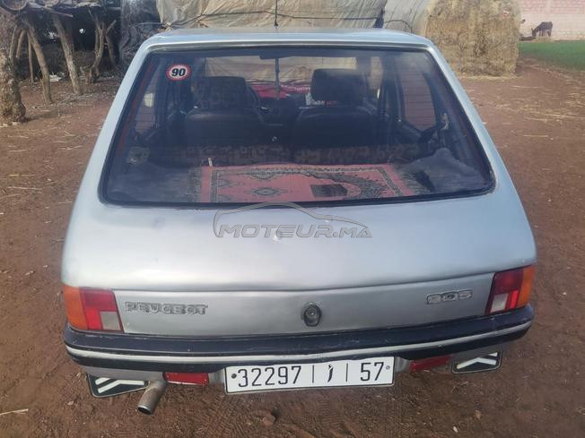 Peugeot 205 très propre diesel a vendre 