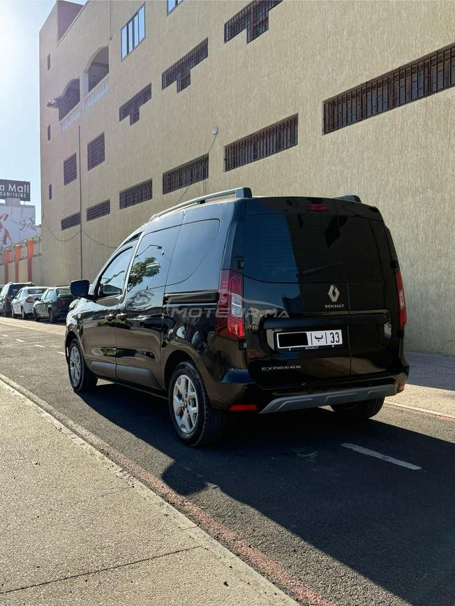 Renault Express Diesel Manuelle 2022 à Agadir