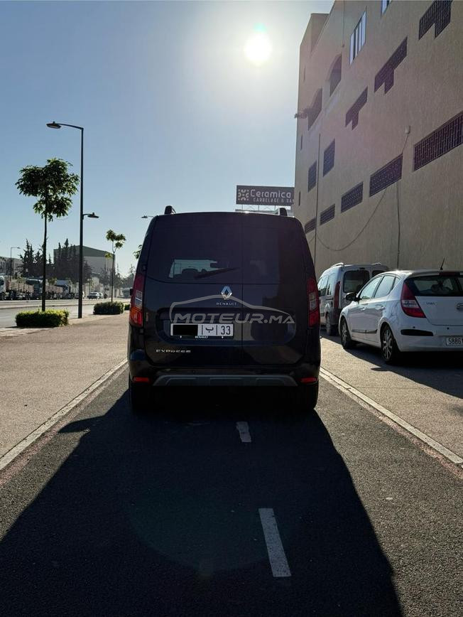 Renault Express Diesel Manuelle 2022 à Agadir