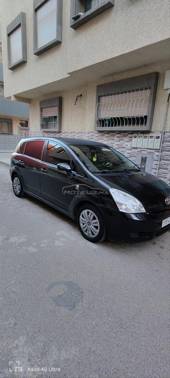 voiture Toyota Corolla verso