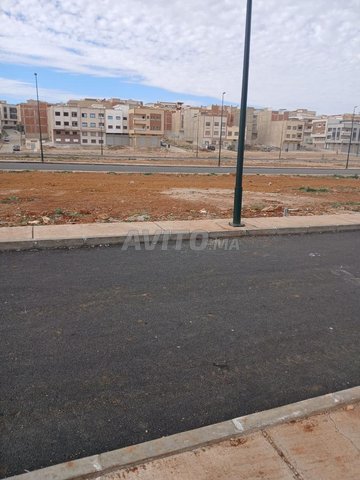 Terrains équipés commercial et habitat 