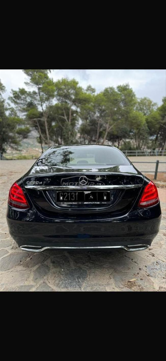 Mercedes-Benz 220 Diesel Automatique 2016 à Rabat