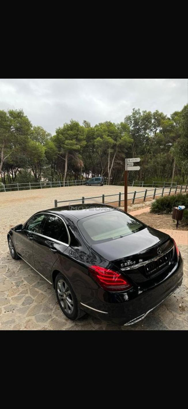 Mercedes-Benz 220 Diesel Automatique 2016 à Rabat
