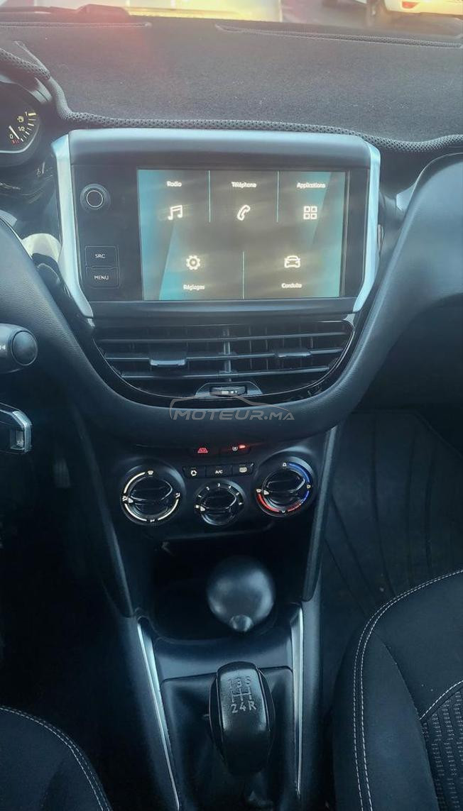Peugeot 208 Diesel toute option 2019 à Marrakech