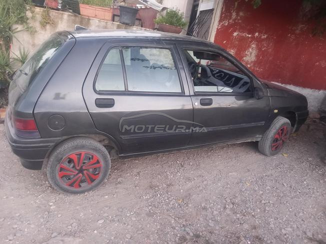 clio  essence