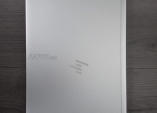 Hp elitebook 830 G8 i7 256 SSD 16 RAM