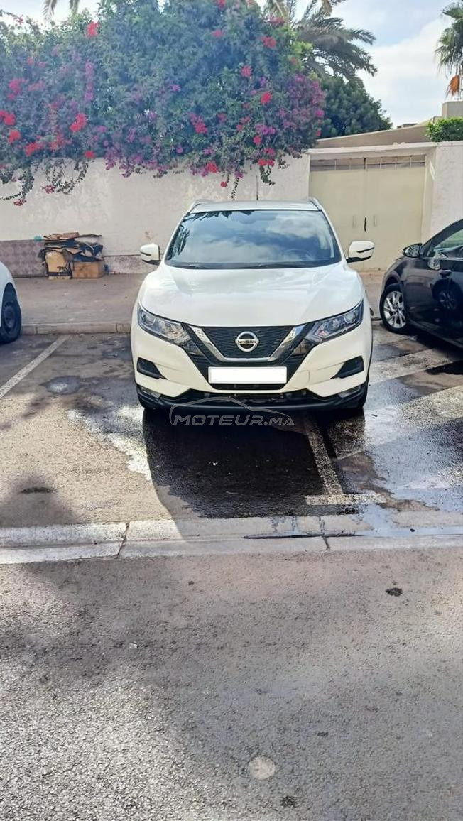 Nissan Qashqai 6 CV automatique écran