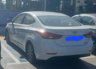 Hyundai Elantra Diesel Manuelle 2015 à Casablanca