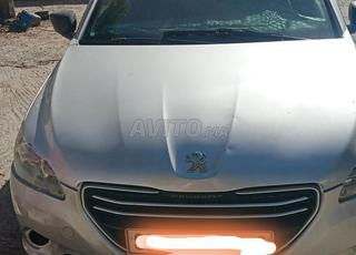 Peugeot 301 Essence Manuelle 2015 à Temara