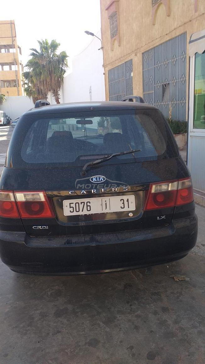 kia carens