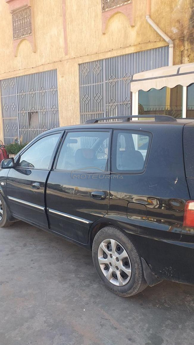 kia carens