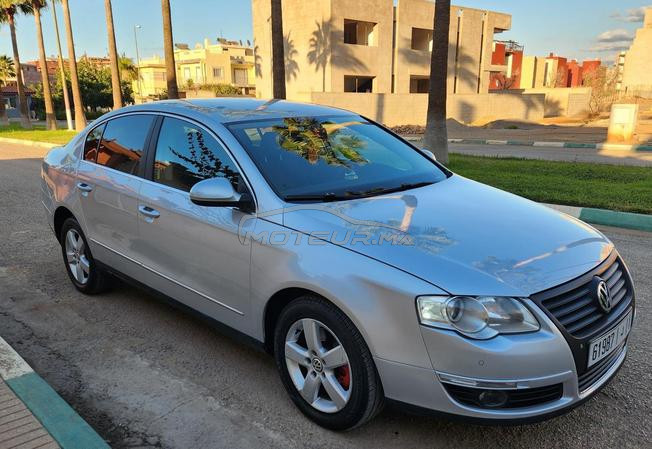 passat B6 a vendre très bon état  