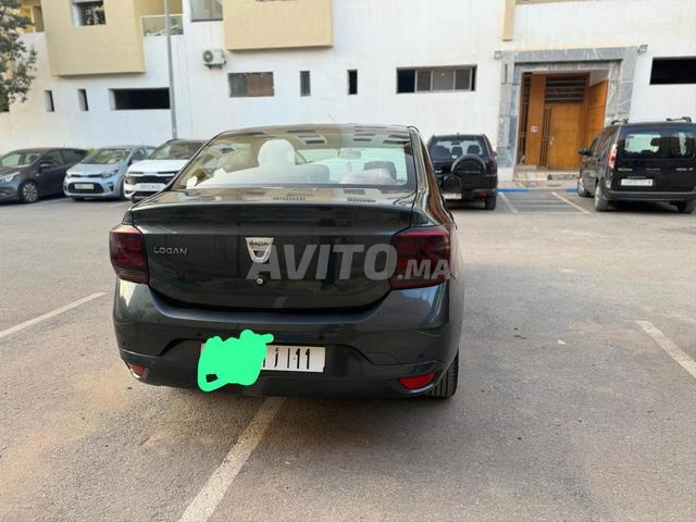 Dacia Logan Diesel Manuelle 2018 à Casablanca - 2