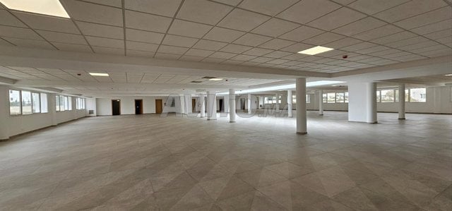 plateau open space à louer route de casablanca