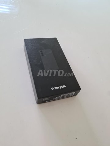 SAMSUNG GALAXY S24 NEUF
