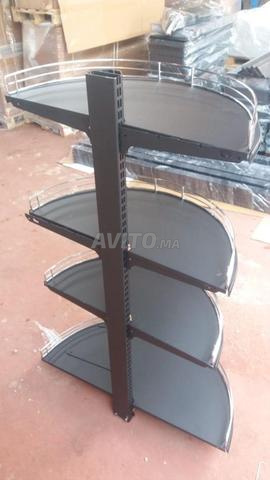 etageres pour les boutiques    