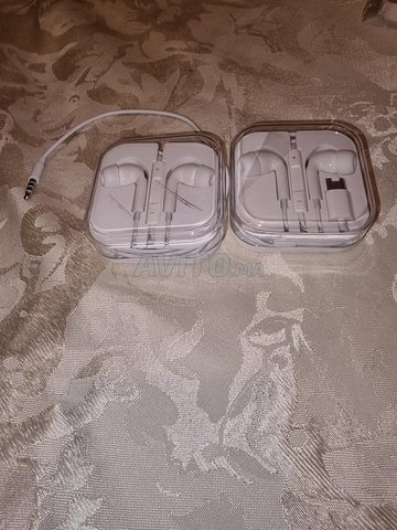 pochettes cable chargeur