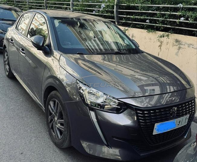 Peugeot 208 Diesel Automatique 2021 à Rabat