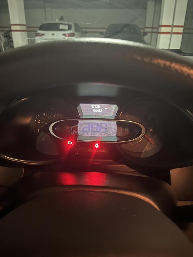 Renault clio 4. excellent état .2018