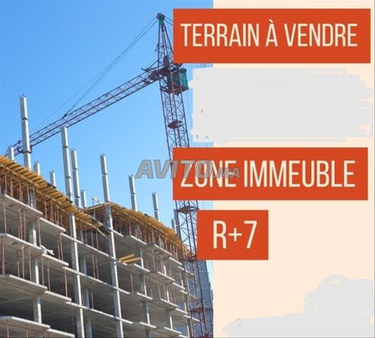 A vendre terrain bâtiment Av mouqaouama agadir 