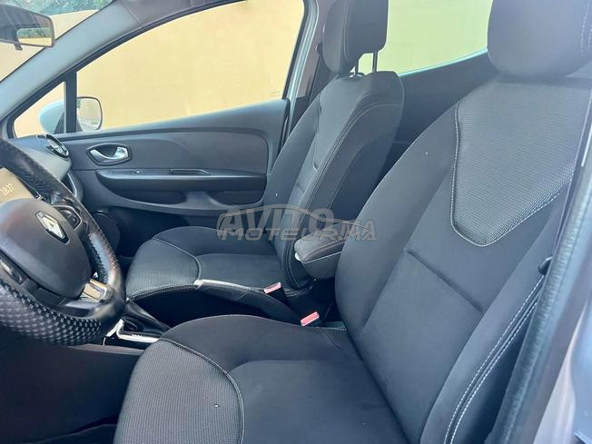 Renault Clio Diesel Automatique 2021 à Agadir
