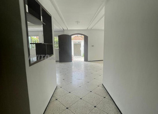 haut de villa bien ensoleillé  à louer