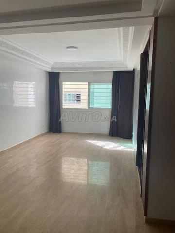 شقة للكراء 154 متر مربع بالدار البيضاء - 2