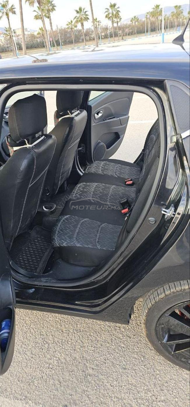 RENAULT CLIO 4 intense 2015 217km 