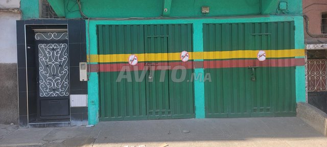  Magasin commercial à louer 