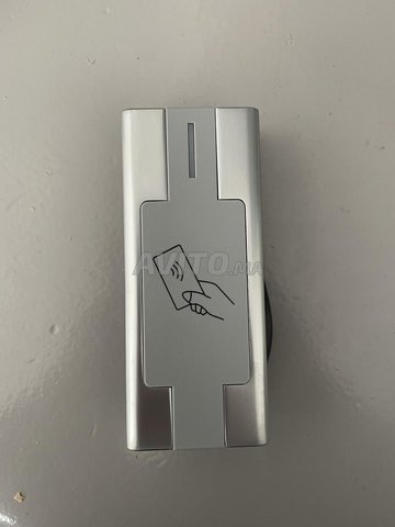 Controle d'acces RFID residence 